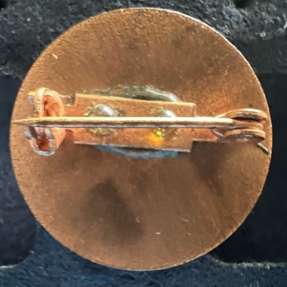 Floral Pink and Green Brooch - Picture 3 of 3